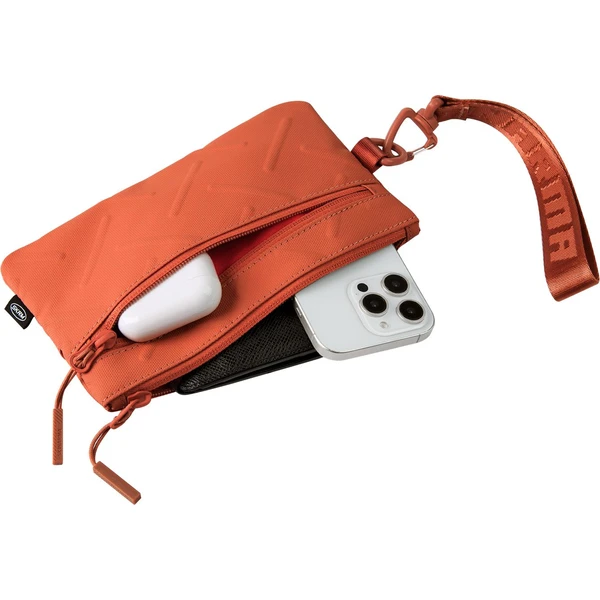 SKINARMA Juno Clutch Crossbody taška Orange - Popruhy a crossbody - Obrázok e52b0481a8fe4959bf68698c98e0df61