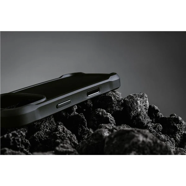 Nomad Rugged Leather Case (Horween) MagSafe kožený kryt iPhone 17 Pro Max Black - Puzdra - Obrázok e81a43e5786640baa5cc1413526ca04a