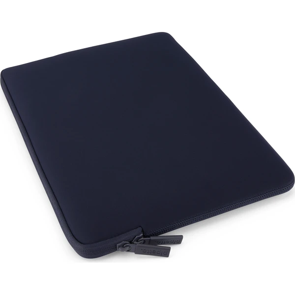 Pipetto Classic Fit Sleeve púzdro pre MacBook Neo 13 tmavomodré - Puzdra - Obrázok e8d73409161b4351b3a4f6a01f72ff75