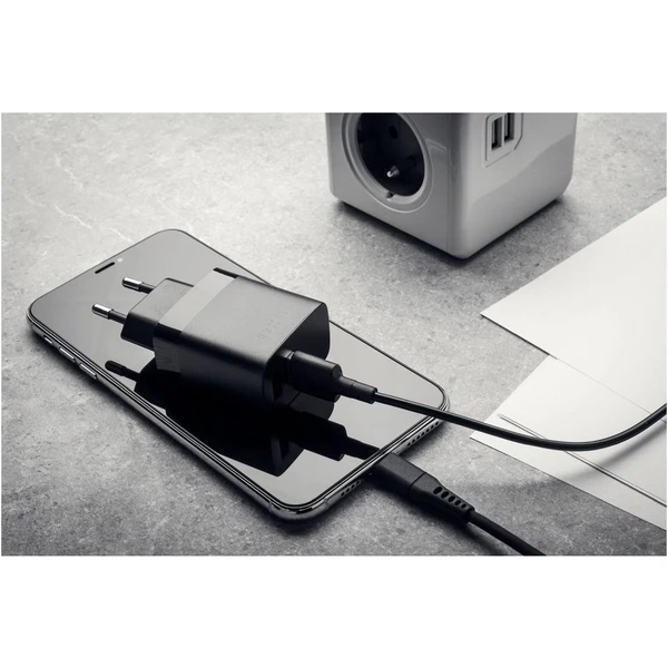 FIXED nabíjačka s USB-A/USB-C káblom, 1 m, 17W, čierna - Nabíjačky - Obrázok ec6bea0bb89d46c7a066d0a16e3dad52