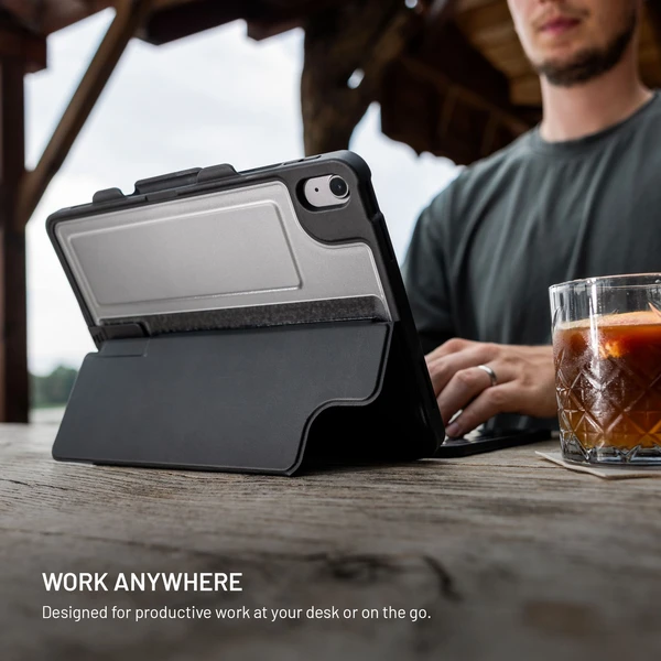 FIXED Typee Enduro puzdro s USB-C klávesnicou iPad Pro 11" (2018-2022)/iPad Air 11" (2020-2026), CZ - Puzdra s klávesnicou - Obrázok eeff616edb814422a1bc0dbc5e9bfc4b