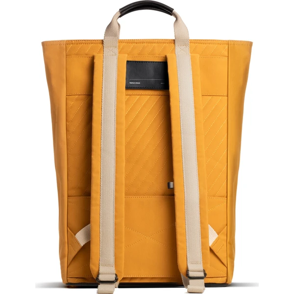 Native Union WFA Backpack batoh zo 100% recyklovaného plátna, kraft - Batohy - Obrázok f2667bcb52994439af57c27cd2e1df83