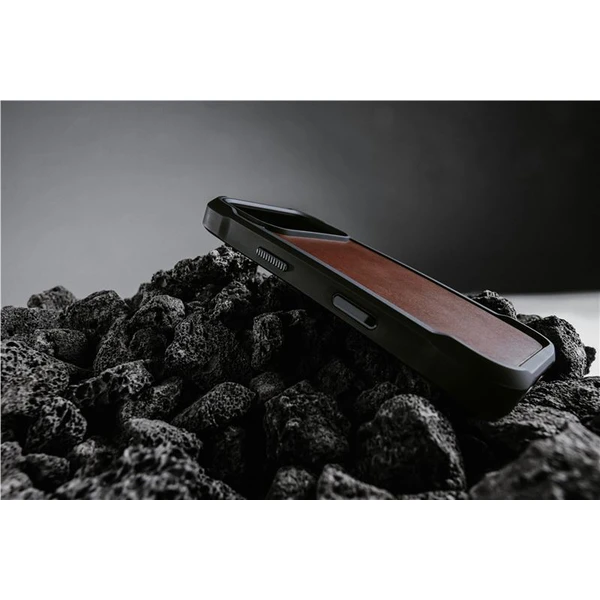 Nomad Rugged Leather Case (Horween) MagSafe kožený kryt iPhone 17 Pro Rustic Brown - Puzdra - Obrázok fecb6b9cdda4434ab75b9fcaf668a30b